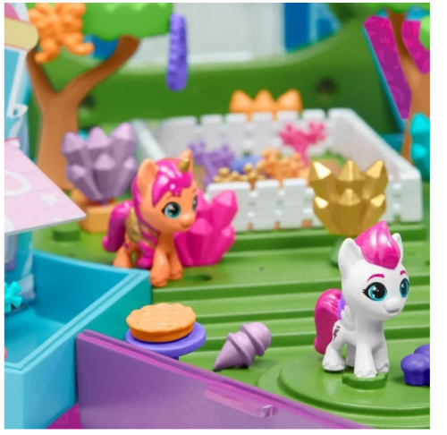  Игровой набор  Кристальный дом Hasbro My Little Pony mini World Magic Brighthouse 5 пони (2.5см) + 60 аксессуаров F3875 фото 7