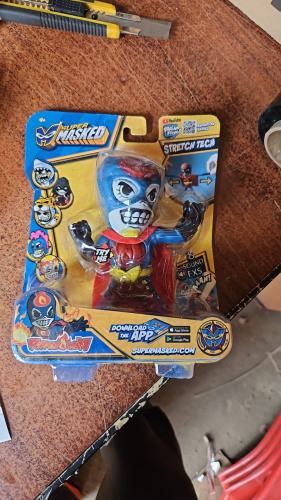 SM002BP Тянущаяся фигурка Supermasked со звуковыми датчиками фото 4