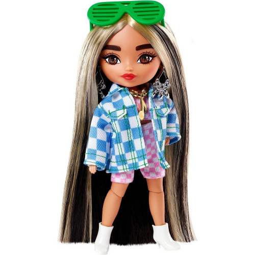 Кукла Barbie Экстра Минис HGP62-2 брюнетка со светлыми прядями фото 3