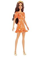 Кукла Barbie Игра с модой HBV16 брюнетка в оранжевом платье с цветочками